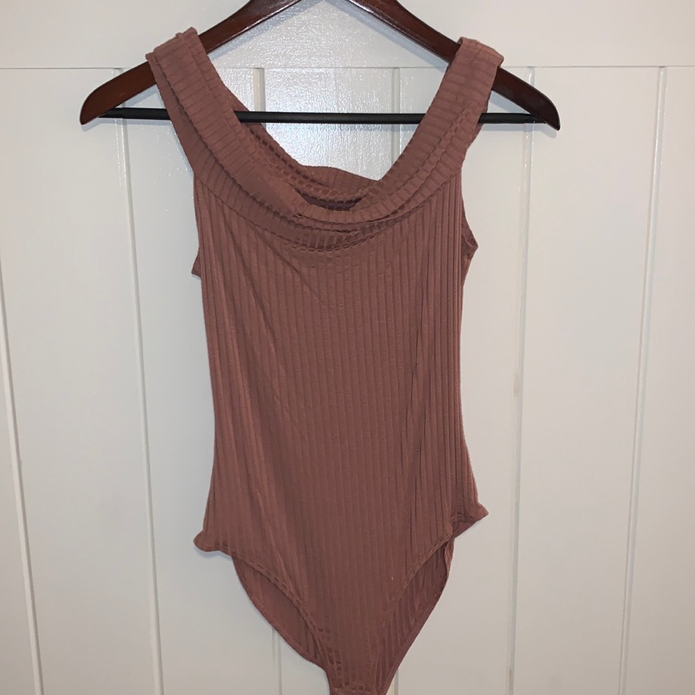 Did Shoulder Lined Rose Bodysuit
